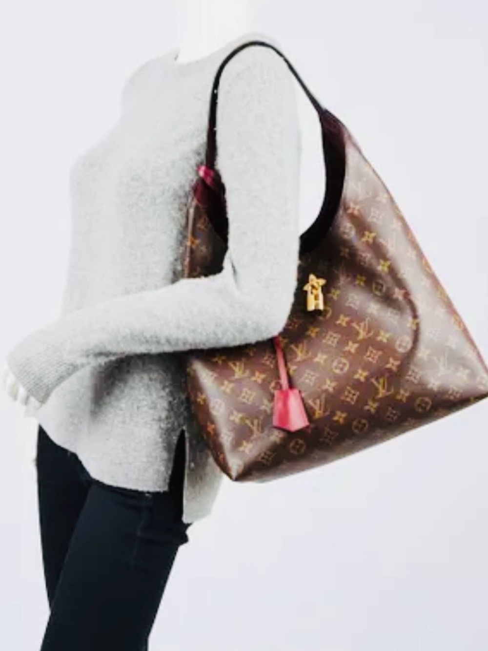 Authentic Louis Vuitton Monogram Flower Hobo bag with Red Interior - Picture 3 of 16